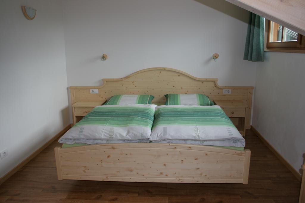 Valtnerhof Appartement Innichen Kamer foto
